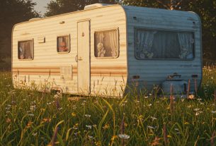 Manufactured Home Winter: Discover Cozy Living Tips & Share Your Best Winter Decor Ideas!