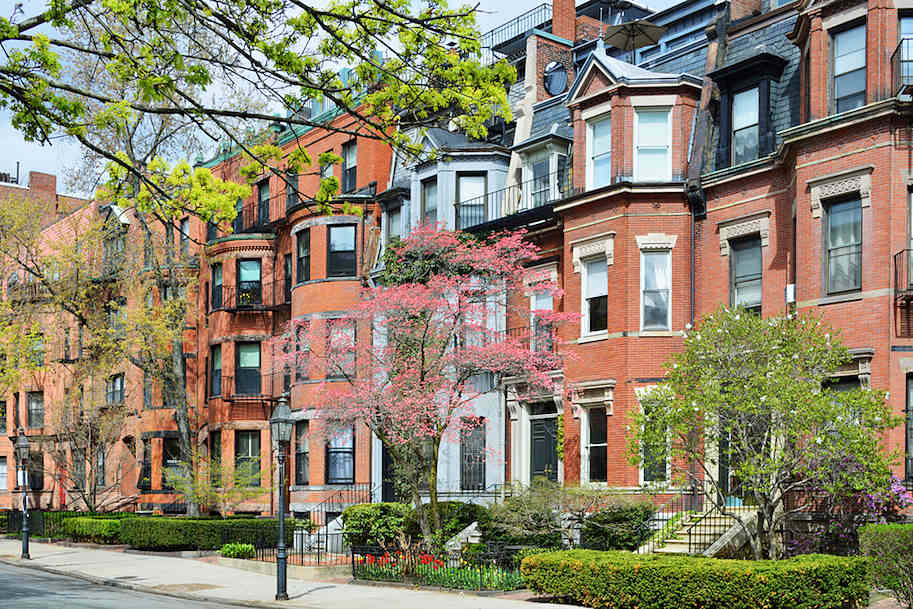 Homes in Boston's Back Bay and Newbudy St neighborhood