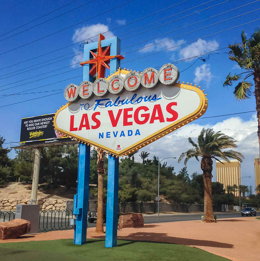 where to stay in las vegas hotels