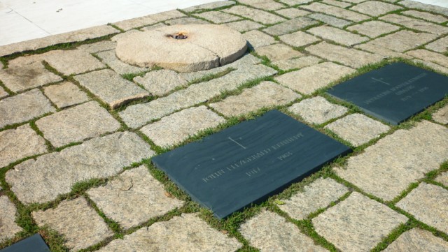 Arlington Cemetery in Washington (Photo: This World is Ours)