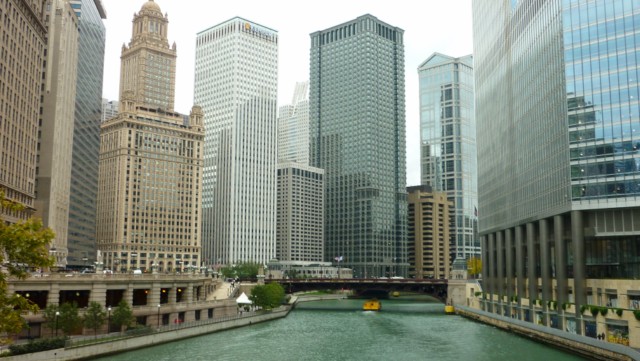 Shopping in Chicago: Tour of The Magnificent Mile (Photo: This World is Ours)