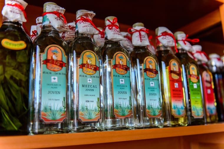 Sell ​​artisanal mezcal in Mexico