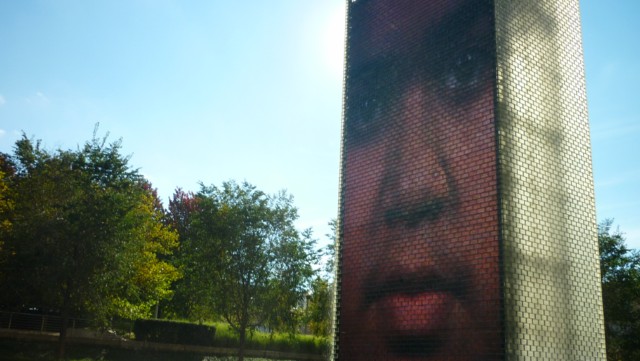 Crown Fountain at Millennium Park in Chicago (Photo: This World is Ours)