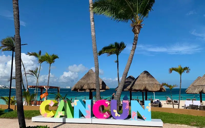 Puna Cana or Cancún?  How to choose?  (Photo: This World Is Ours)