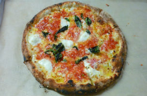 Pizzeria Antico brings traditional flavor