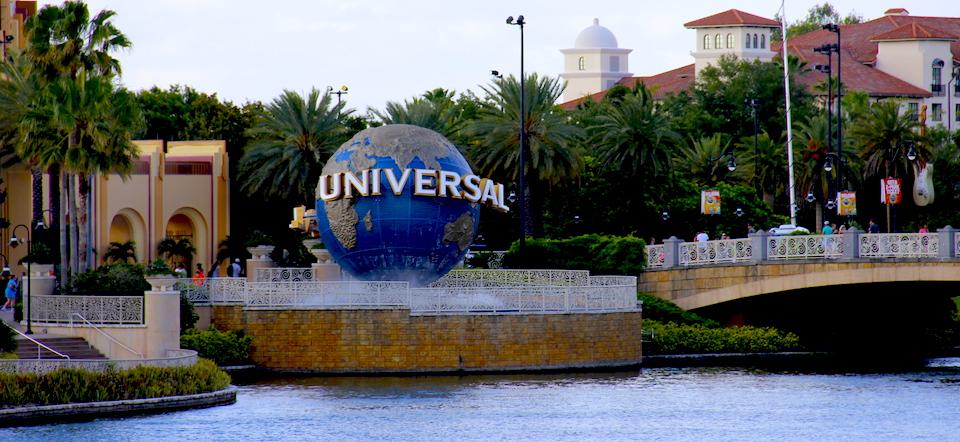 How to buy tickets to Universal parks