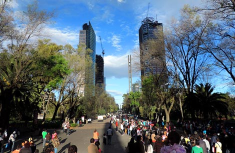 Paseo La Reforma and Chapultepec Forest