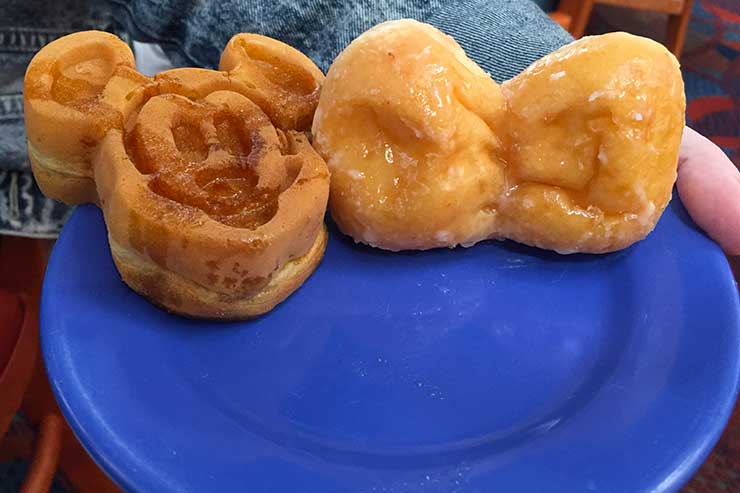 Breakfast with Mickey at Disney (Photo: This World is Ours)