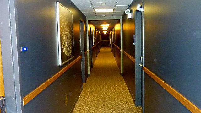 Room corridor at HI Chicago Hostel (Photo: This World is Ours)