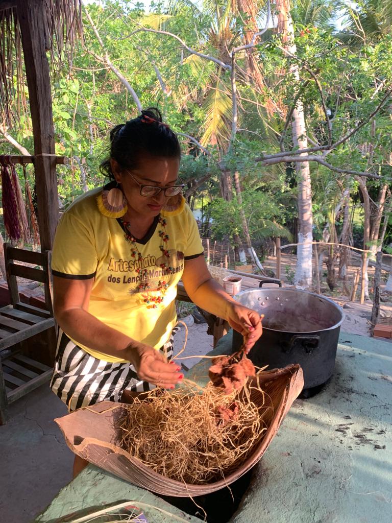 artisan sonia crafts buriti fiber barreirinhas