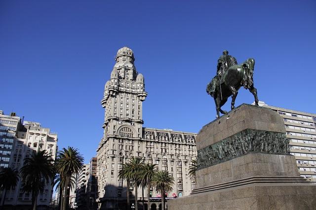 where to stay in Montevideo