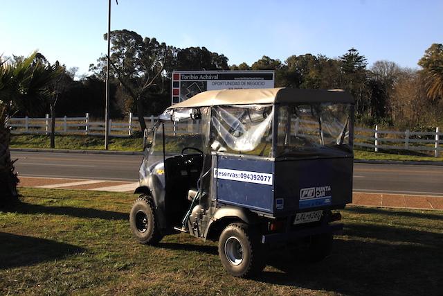 cart in Colonia del sacramento