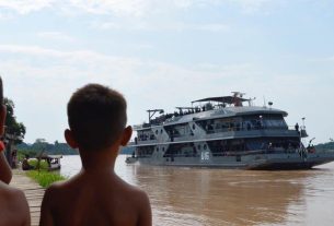 Assistance Ships: the Brazilian Navy bringing medical care to the interior of the Amazon