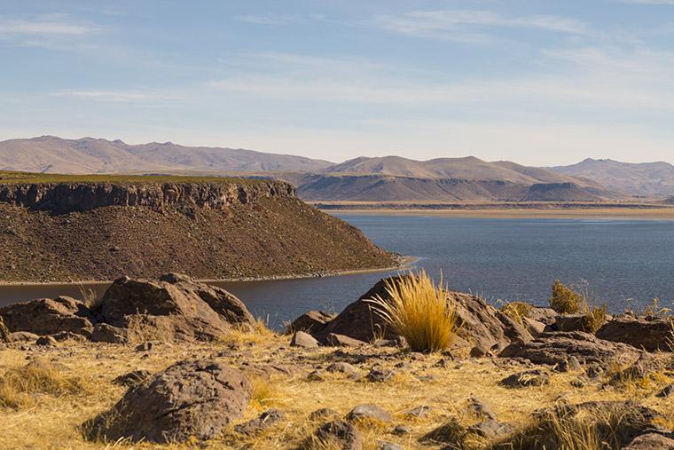   Lago Umayo, Puno, Peru