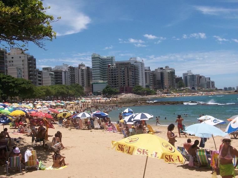 Castanheiras Guarapari Beach