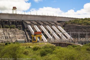 Photo of the Hydroelectric Plant, in Canindé São Francisco, SE – Photo Credit: © Ricardo Junior Fotografias.com.br