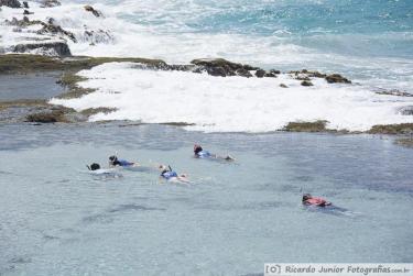 Photo of Praia da Atalaia, in Fernando de Noronha, PE – Photo Credit: © Ricardo Junior Fotografias.com.br