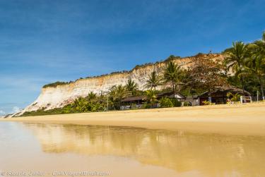 Foto vom Strand Lagoa Azul in Arraial D Ajuda, BA – Bildnachweis: © Ricardo Junior Fotografias.com.br