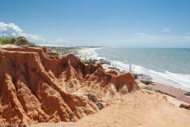 Photo of Morro Branco Beach, in Beberibe, CE – Photo Credit: © Ricardo Junior Fotografias.com.br