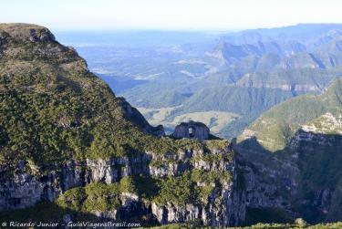 Foto von Pedra Furada in Urubici, SC – Bildnachweis: © Ricardo Junior Fotografias.com.br