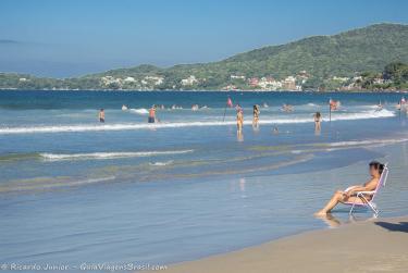 Photo of Praia Bombas, in Bombinhas, SC – Photo Credit: © Ricardo Junior Fotografias.com.br