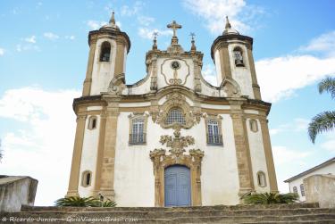 Photo of Nossa Senhora do Carmo Church, in Ouro Preto, MG – Photo Credit: © Ricardo Junior Fotografias.com.br