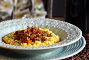 Saffron Risotto with Rib Ragu – Panelaterapia