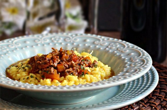 Saffron Risotto with Rib Ragu – Panelaterapia