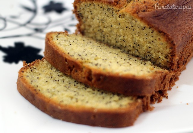 Vanilla Cake with Poppy Seeds – Panelaterapia