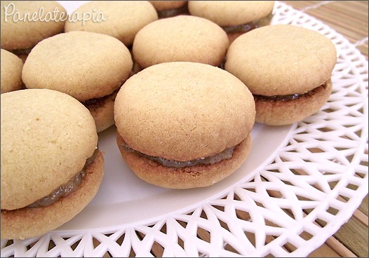 Biscuit Stuffed with Bananada – Panelaterapia