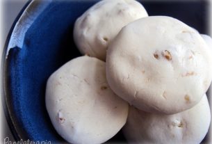 Condensed Milk Cookie with Nuts – Panelaterapia