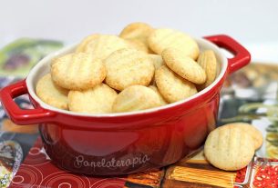 Parmesan Biscuit – Panelaterapia