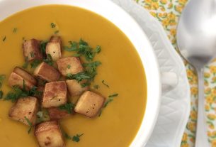 Pumpkin Cream with Smoked Tofu – Panelaterapia