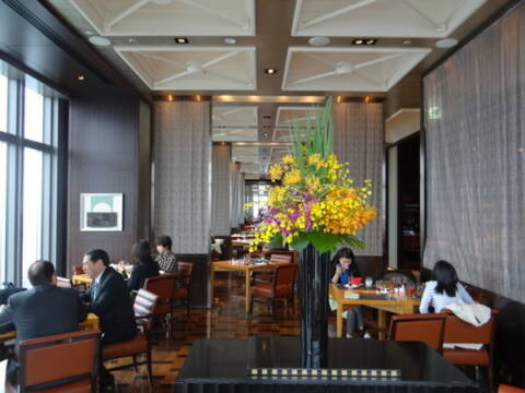 luxury hotel in Tokyo - restaurant