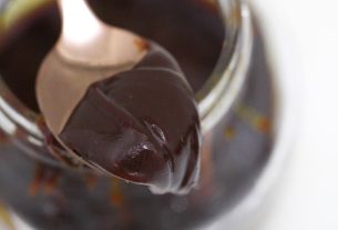 How to make it: Umami Caramel Sauce (Marmite Caramel)