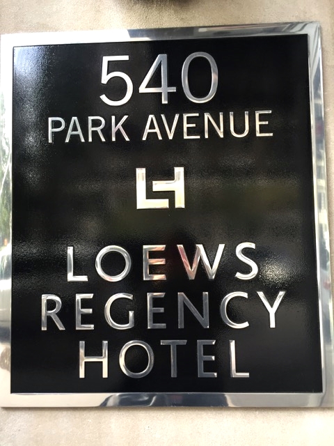 Loews Regency has a privileged location in New York 9