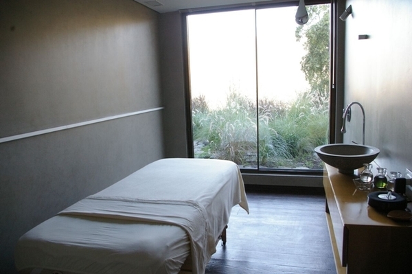 massage room