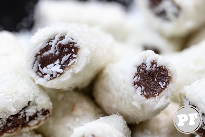 Stuffed Coconut Candy: Cooked and Without Using the Fire