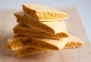 Honeycomb Candy: Crunchy Caramel Candy