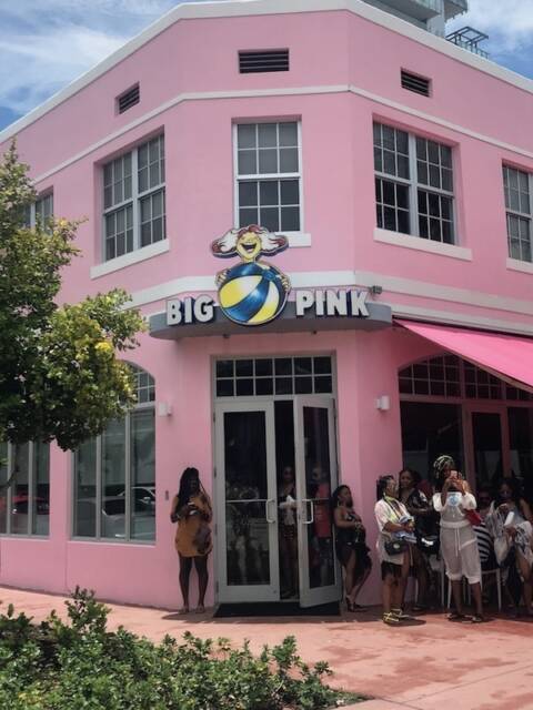 5 Places to Have Breakfast in South Beach, Miami