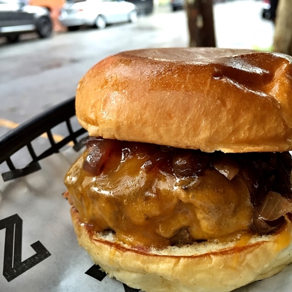 5 unmissable burger restaurants in São Paulo