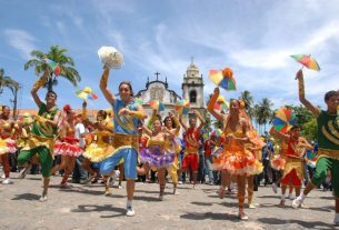 7 cidades para aproveitar o carnaval no brasil