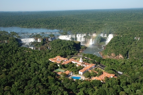 Belmond Hotel das Cataratas is awarded as one of the best hotels in the world by Virtuoso 8