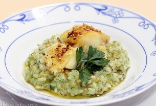 Broccoli Risotto with Cod Loin in Garlic Olive Oil – Panelaterapia