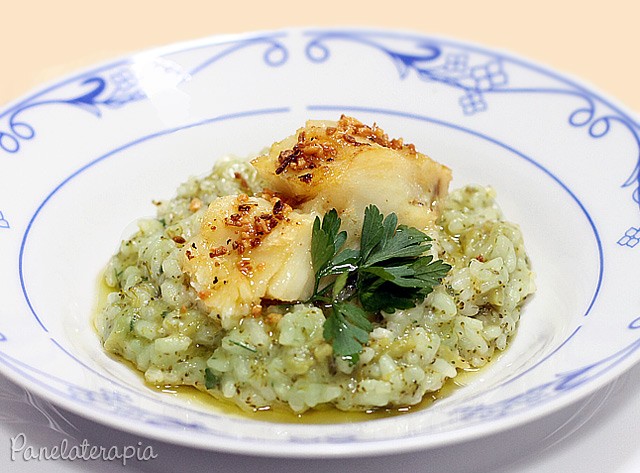 Broccoli Risotto with Cod Loin in Garlic Olive Oil – Panelaterapia