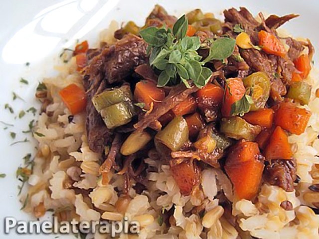 Brown Rice 7 grains with Meat Ragu – Panelaterapia