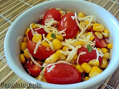 Corn, Tomato and Mint Salad – Panelaterapia