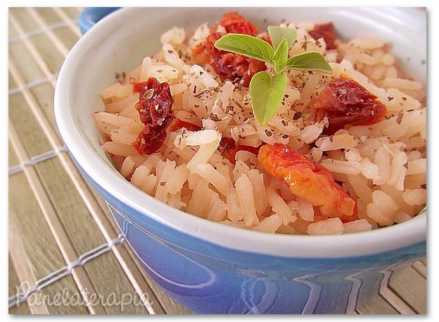 Dried Tomato Rice – Panelaterapia