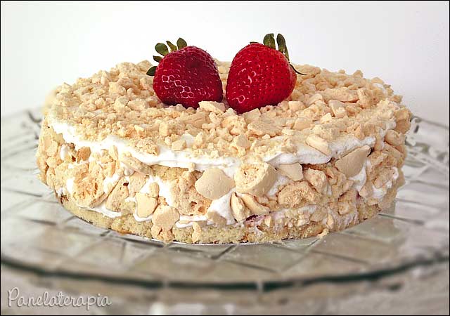 Express Strawberry Cake – Panelaterapia