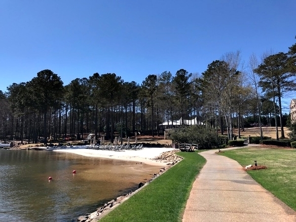 lakeside resort in Georgia 